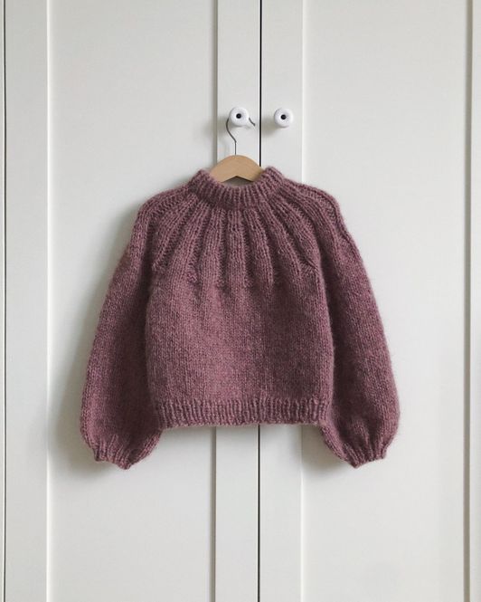 Hovedbilde Sunday Sweater Junior - oppskrift