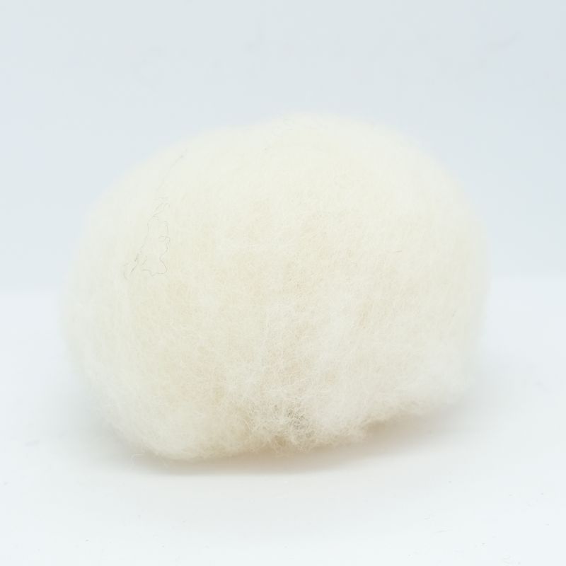 Kardet ull 50g